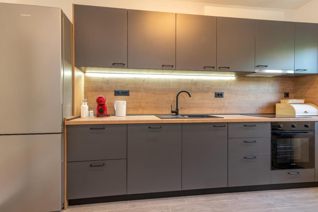 Apartman Galeb Трогир Екстериор снимка