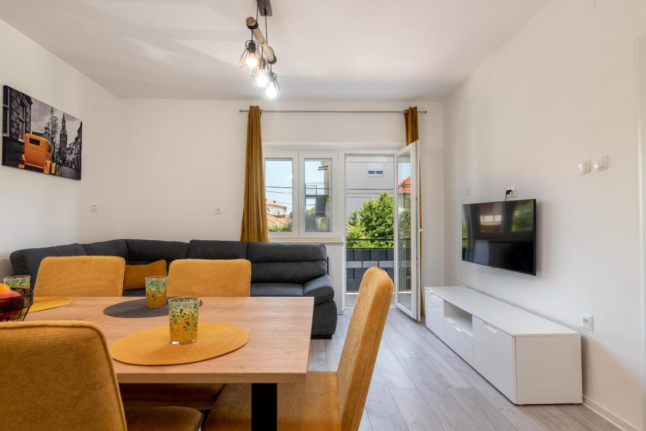 Apartman Galeb Трогир Екстериор снимка