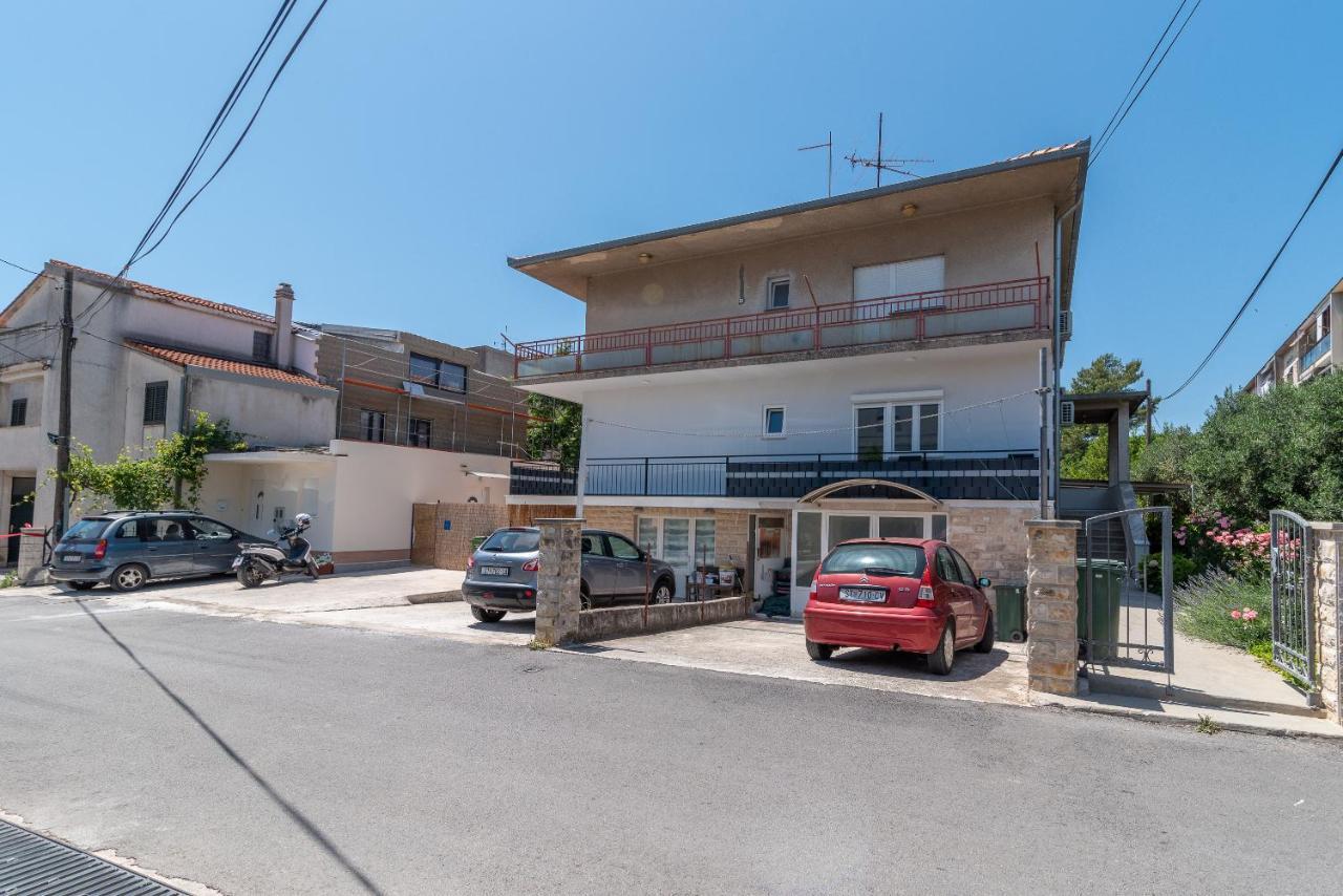Apartman Galeb Трогир Екстериор снимка