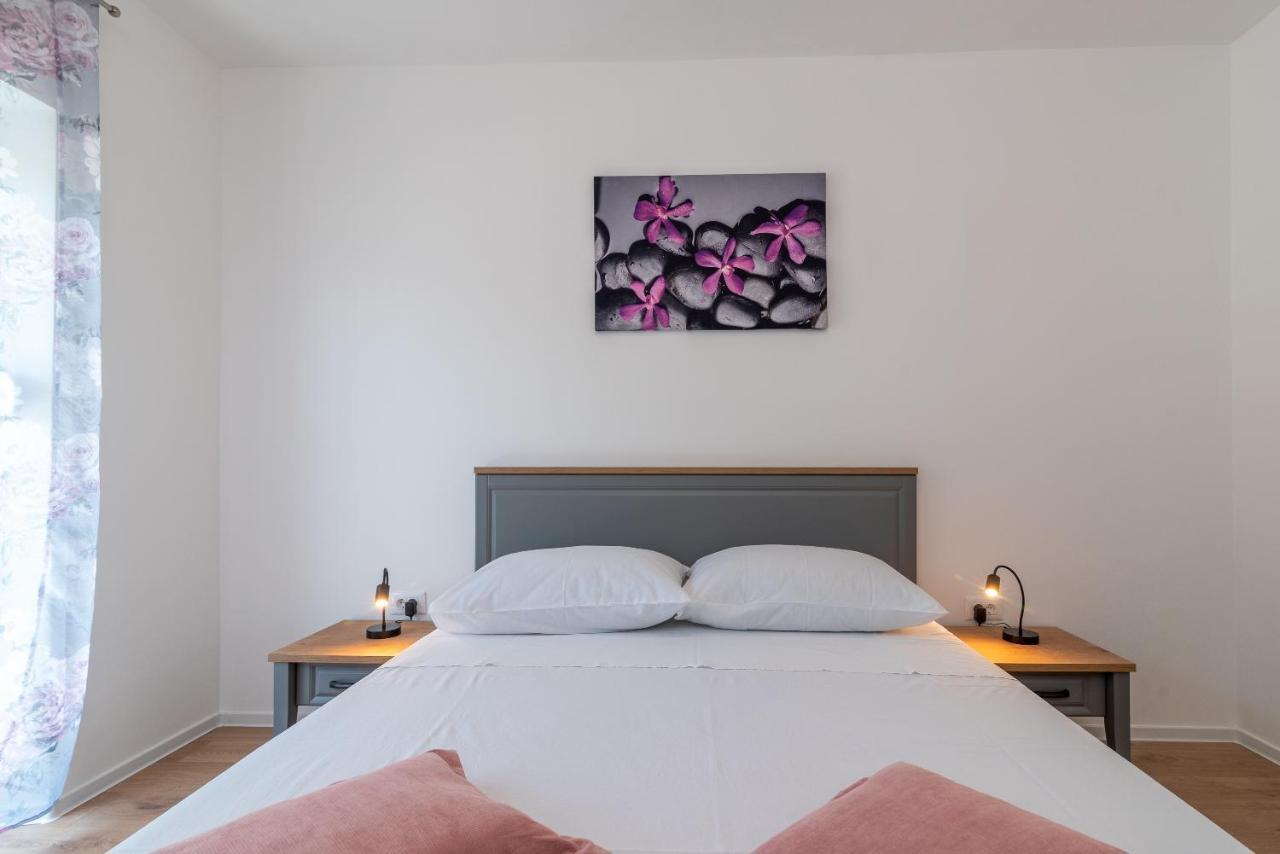 Apartman Galeb Трогир Екстериор снимка