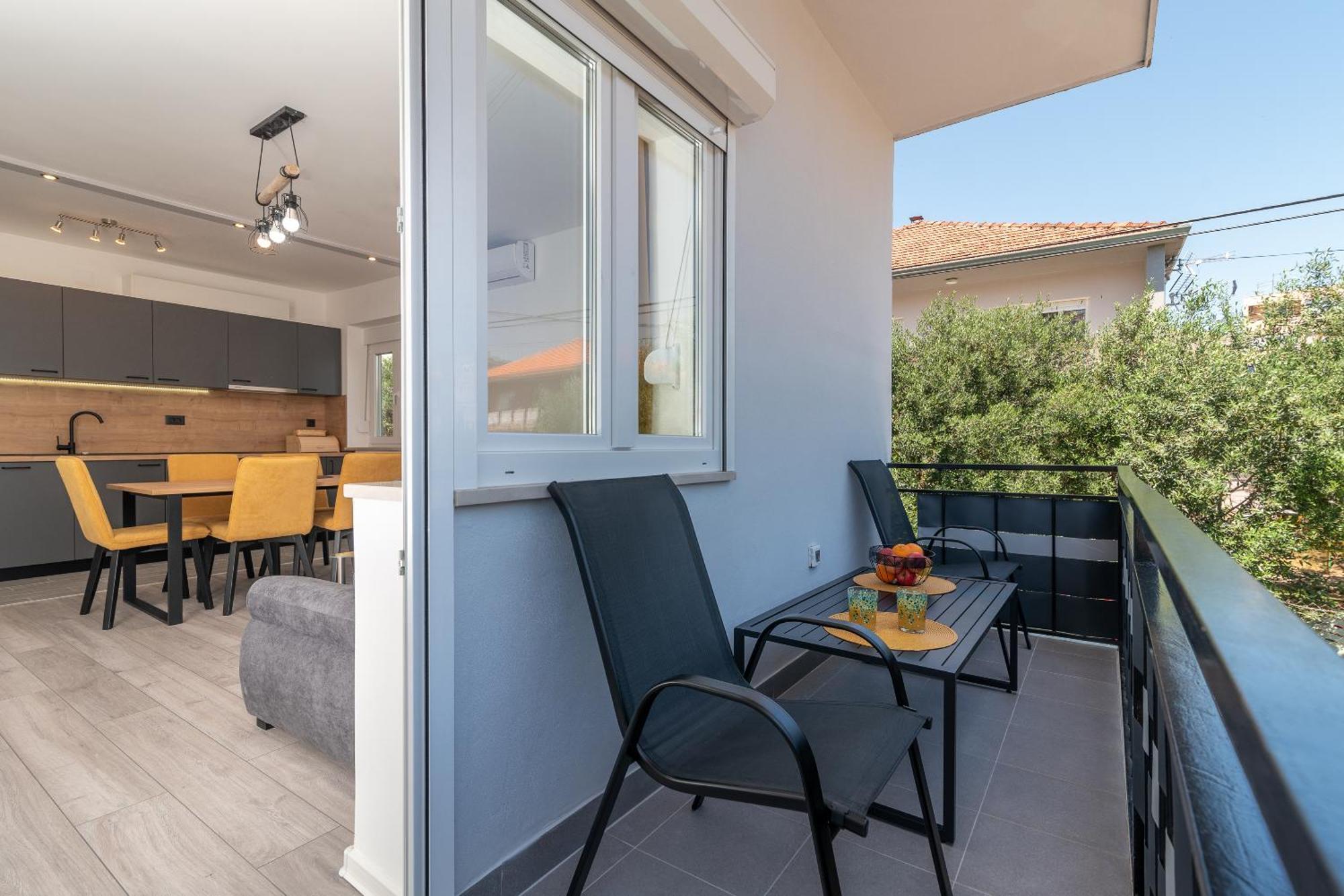 Apartman Galeb Трогир Екстериор снимка